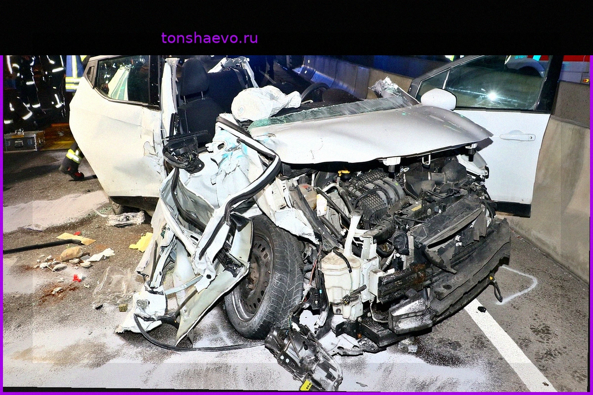 Столкновение полицейского автомобиля с легковым: пятеро тяжело ранены