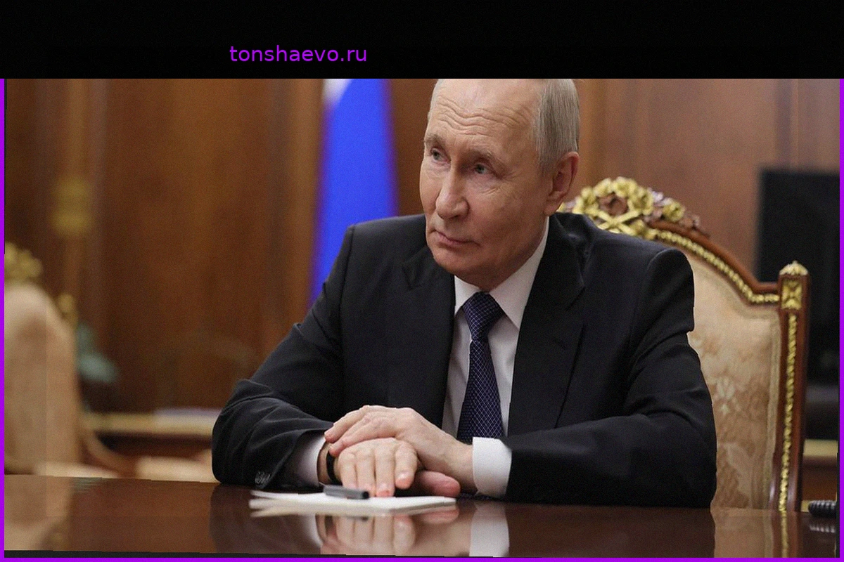 Отец Владимира Путина включен в виртуальный «Бессмертный полк»